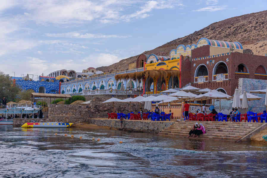 Egipto 210 - Aswan - poblado Nubio.jpg